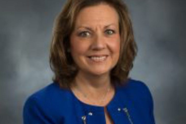 WilsonLynda-012-2-200x300