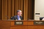 Vancouver City Council members vote to approve pay raise for city manager