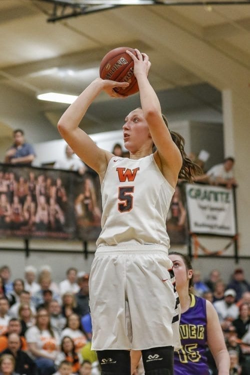 Washougal’s Beyonce Bea led the Panthers with 24 points and 12 rebounds. Washougal fell to the consolation bracket of the district tournament and needs to win three in a row to make it to the state tournament. Photo by Mike Schultz
