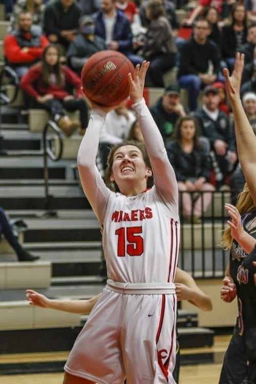 Brooklyn Pascua (15) scored eight points in Camas’ overtime win over Hazen to open the Class 4A bi-district girls basketball tournament. Photo by Mike Schultz
