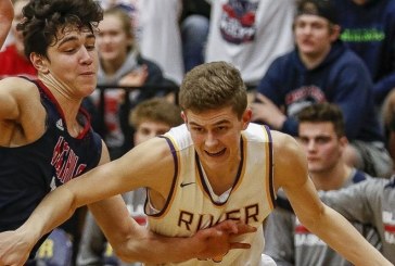 State basketball: Columbia River boys advance in Class 2A tournament