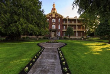 Vancouver Fireworks Spectacular begins at 10:05 p.m.