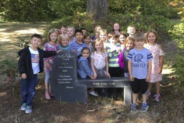 Students learning outdoors at South Ridge Elementary Trail