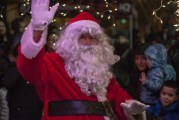 Vancouver kicks off the holidays with downtown tree lighting