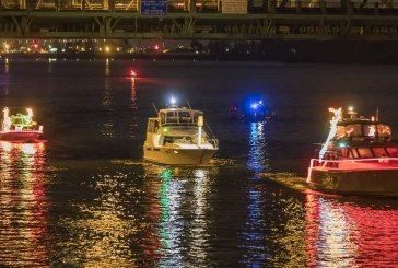Christmas ships on the Columbia starting Nov. 30