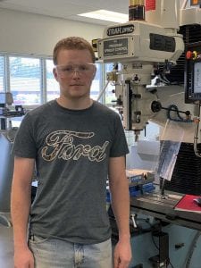Lee Gilkerson received the 2018-2019 Distinguished Graduate Award for Pre-Engineering Design Technology. Photo courtesy of Woodland School District