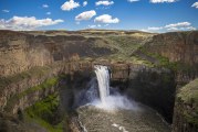 A tour guide: The mighty Palouse Falls