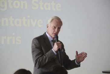 Rep. Paul Harris’ charter school bill signed into law