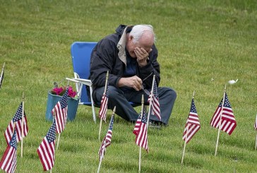 Visiting Willamette National Cemetery Memorial Weekend