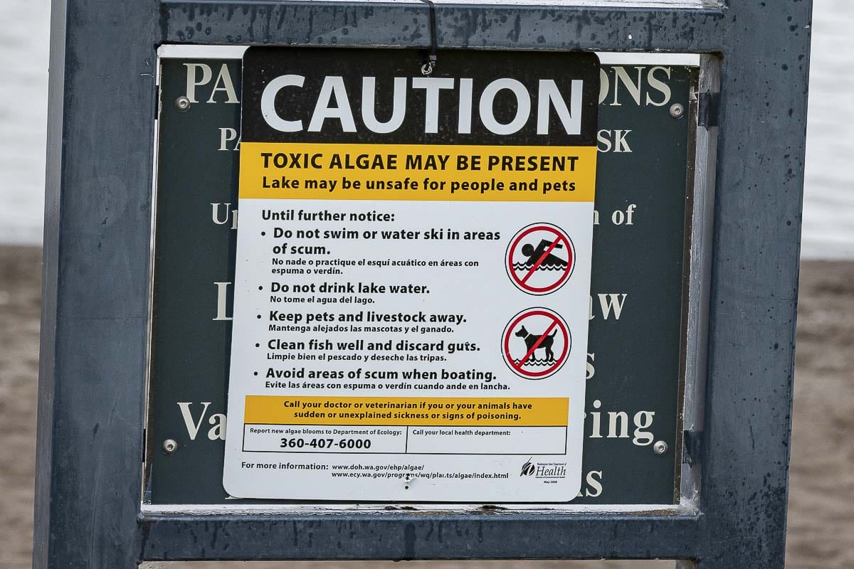 A current notice of restrictions posted at Vancouver Lake. Photo by Mike Schultz