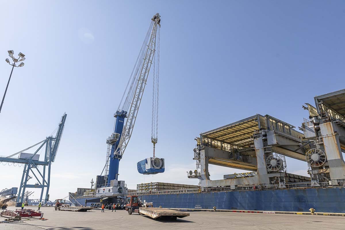 The Port of Vancouver USA received a shipment of wind turbine components last week (July 22) that included the longest wind turbine blades ever to enter the West Coast of the U.S. and transported across North America, to-date. Photo by Mike Schultz