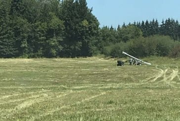 Small plane crashes in Clark County-pilot walks away