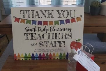 Yard signs recognize Ridgefield teachers
