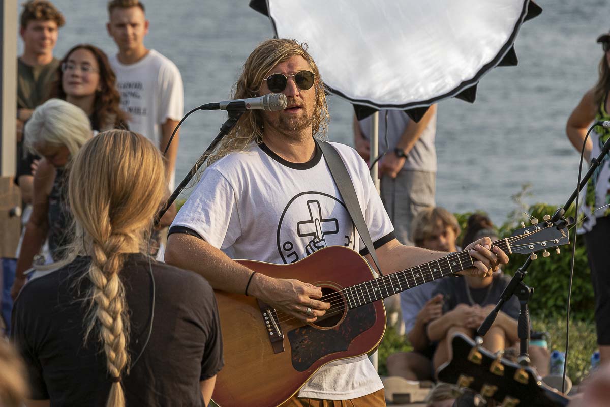 Sean Feucht has brought Let Us Worship to cities across the country. On Friday, his tour stopped at Vancouver Waterfront Park. Photo by Mike Schultz