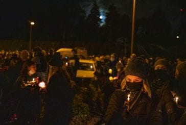 PHOTOS: Hazel Dell vigil for police shooting victim draws hundreds, including counter protesters