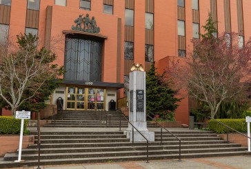 County seeks applicants to fill open District Court seat