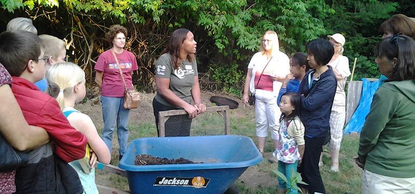 The Master Composter Recycler program educates the community about easy ways to reduce waste, increase recycling and rethink our impact on natural resources. Photo courtesy of Clark County Master Composter Recycler progr