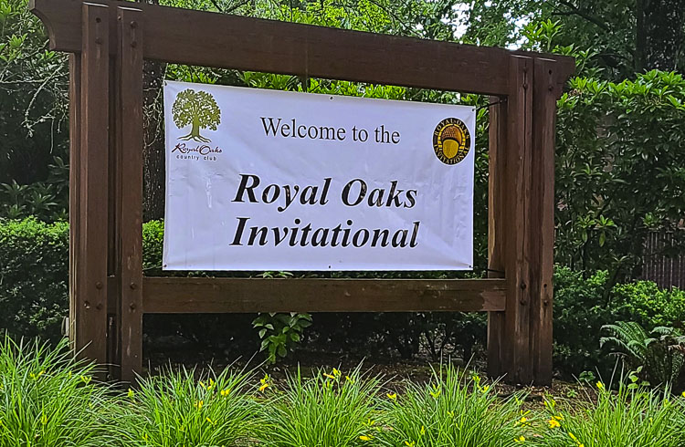 The signage was out at Royal Oaks Country Club as nearly 200 amateur golfers returned for one of the more prestigious golf events in the Northwest. Photo by Paul Valencia
