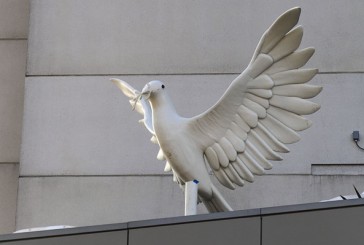 PeaceHealth Southwest unveils new dove statue