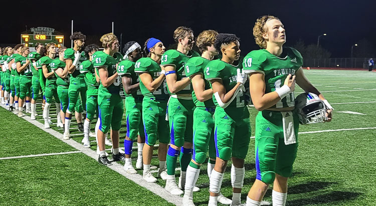 The Mountain View Thunder are eyeing a Week 10 state preliminary round playoff game against Seattle Prep on Saturday at McKenzie Stadium. Photo by Paul Valencia