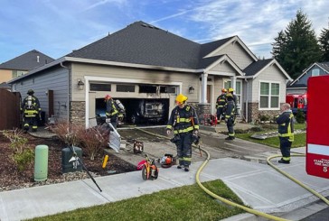 Vancouver Fire crews extinguish garage fire