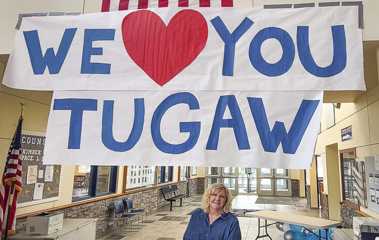 Hockinson High School went all out to say thank you to Beth Tugaw, who is retiring after this school year. Tugaw is considered the spirit leader of Hockinson High School, always coordinating assemblies and student gatherings in order to support one another. Photo by Paul Valencia