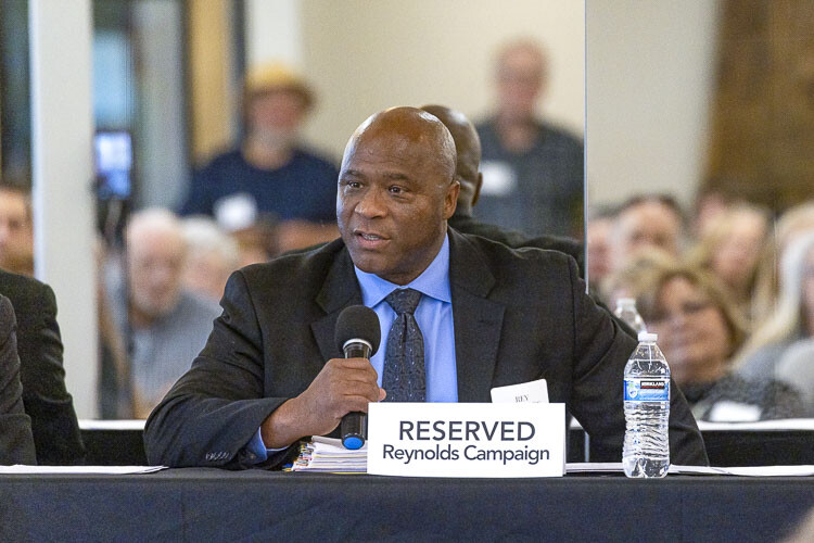 Sheriff candidate Rey Reynolds drew an energetic positive reaction from those in attendance at the candidate forum to his comment that he would not enforce unconstitutional laws. Photo by Mike Schultz