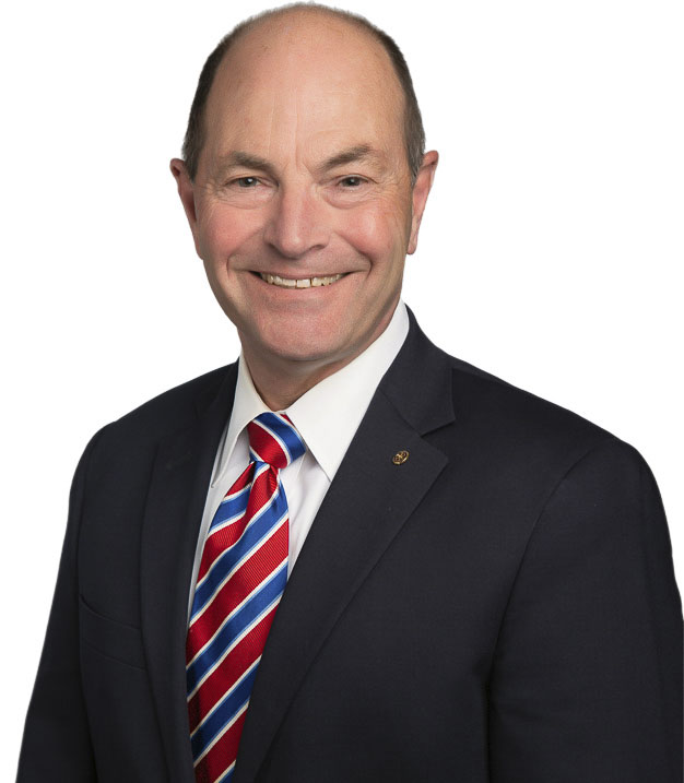 Clark County auditor candidates square off at candidate forum