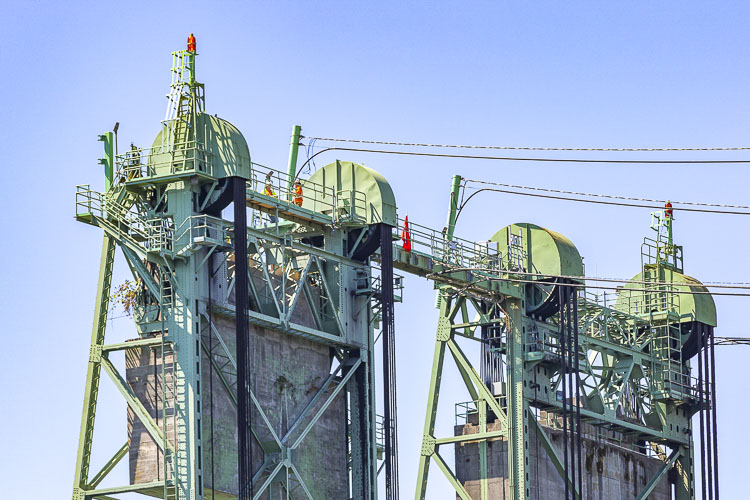 Cable oiling and greasing will require Interstate Bridge lifts on two upcoming Friday nights. Photo by Mike Schultz
