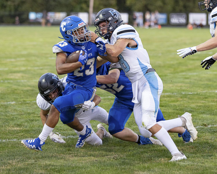 Jalen Ward rushed for 92 yards and a touchdown for La Center. Photo by Mike Schultz