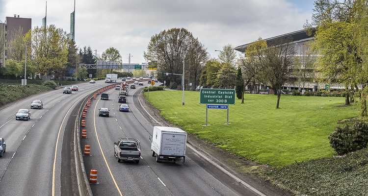 The Oregon Department of Transportation (ODOT) invites the public to comment on an upcoming study about tolling I-5 and I-205 to reduce traffic congestion and make travel times more predictable through the Portland metro area.