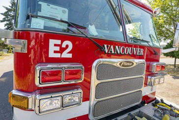 Vancouver Fire extinguishes apartment fire