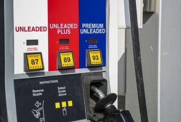 Washington state pump price idles as national average falls