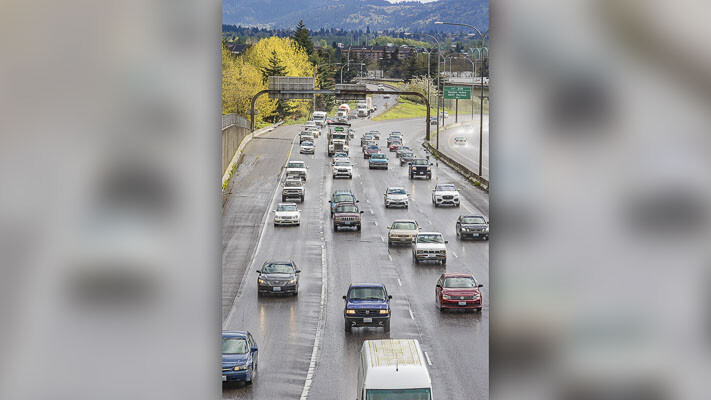 Washington State Department of Transportation maintenance crews will utilize daytime single-lane closures on I-5 near Vancouver from May 1 to May 17 to install catch basins alongside the highway to prevent pooling on the interstate during heavy seasonal rainstorms.