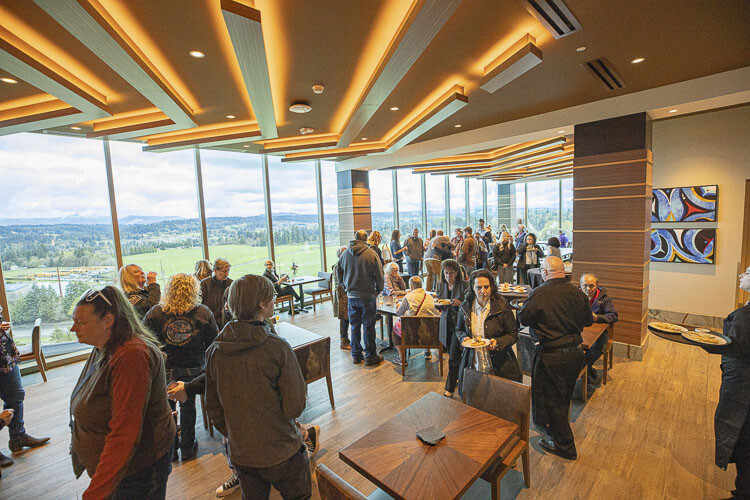 The signature top-floor Italian-influenced restaurant, Bella Vista, features floor-to-ceiling windows that capture panoramic scenery from the beautiful Cascade Mountains to the foothills of the Coast Range. Photo by Mike Schultz
