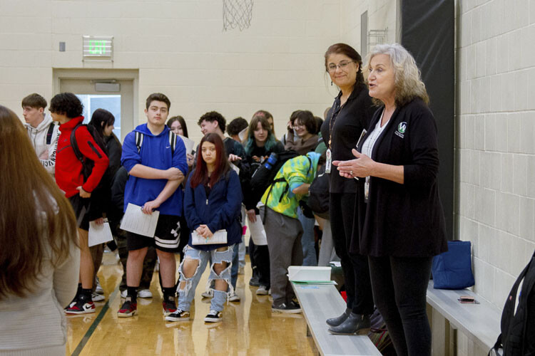 Before each class entered the fair, Assistant Superintendent Asha Riley and Human Resources Director Vicky Barnes gave students tips about how to interact with potential employers. Photo courtesy Woodland School District