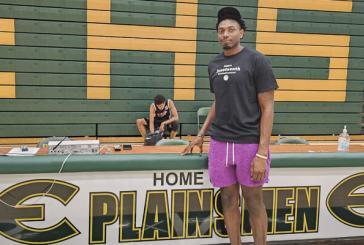 Pro basketball player Robert Franks Jr. always has time for Vancouver and Evergreen High School