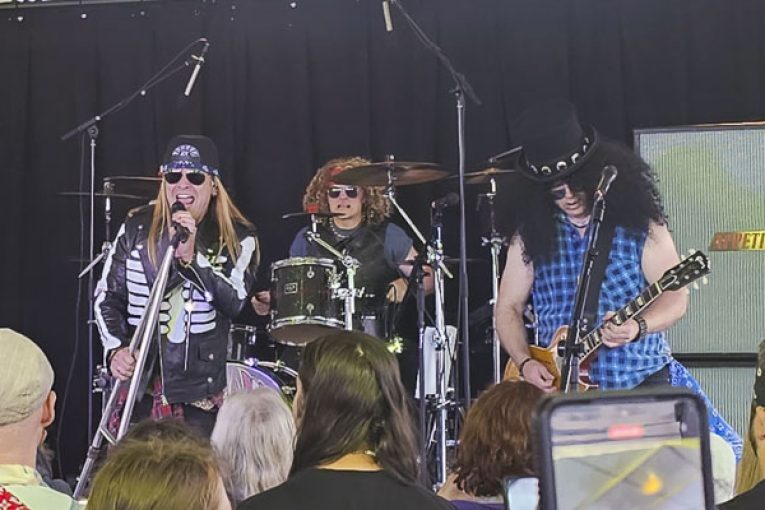 Commentary: Tribute Bands performing at ilani in an effort to touch our souls