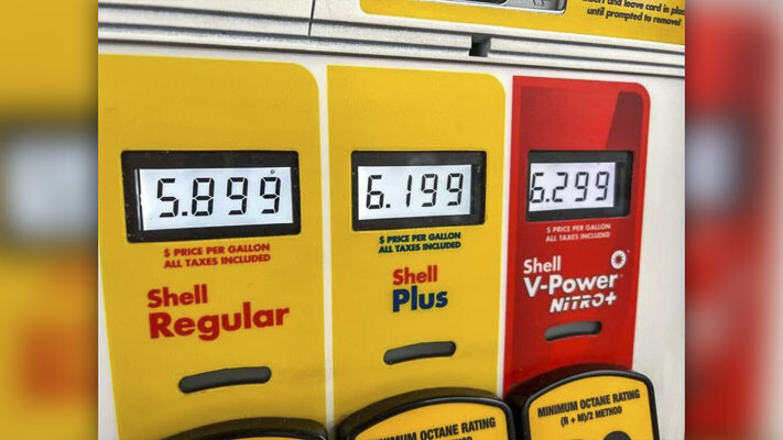 Survey shows majority of Washington State residents want lower gas tax and believe carbon tax is increasing gas prices, with over half thinking the state is on the wrong track and 37% considering moving out.