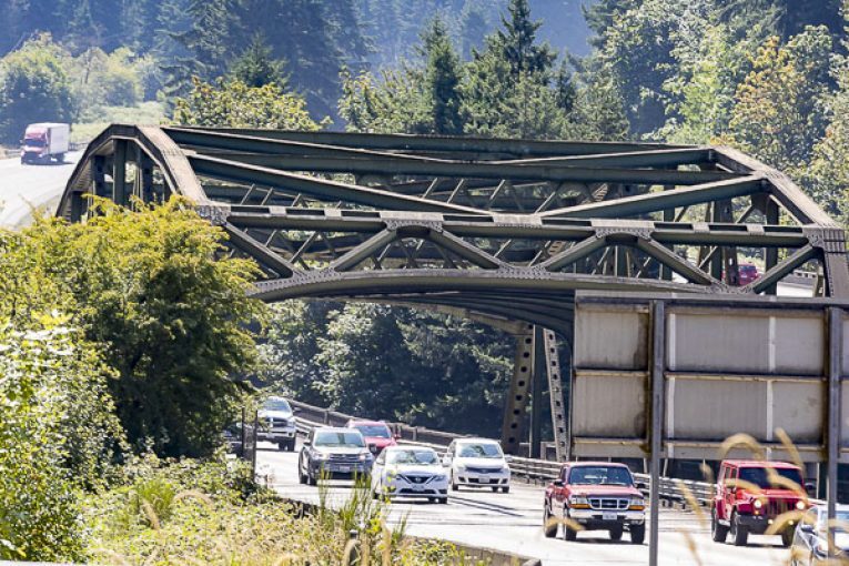 Significant delays expected on northbound I-5 near La Center for emergency bridge repairs