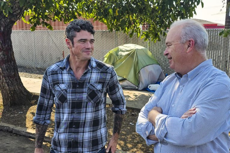 Congressional candidate Joe Kent gives his solutions to homeless crisis in Vancouver