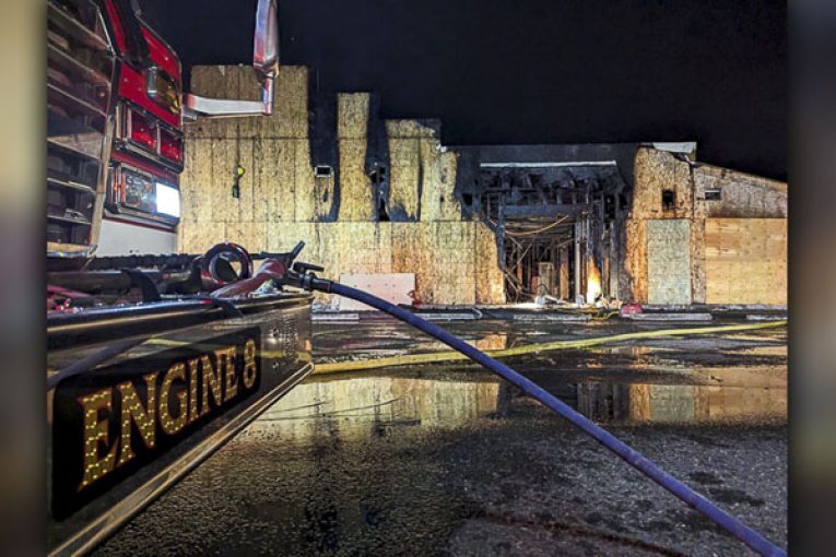 Vancouver Fire Department responds to vacant building blaze