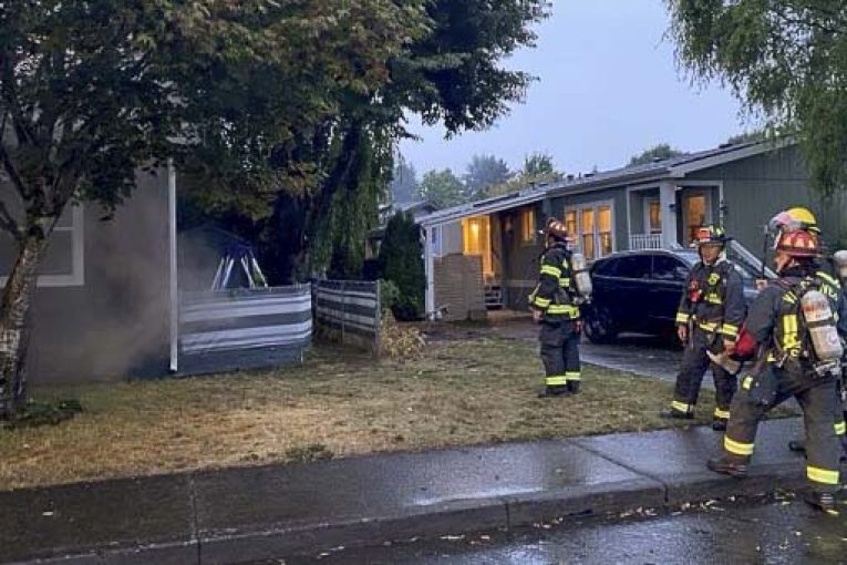 Vancouver Fire Department responds to early morning house fire