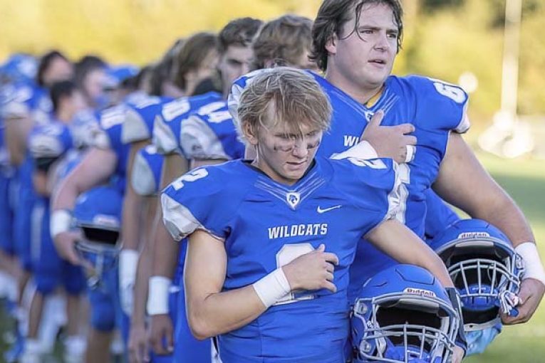 High school football: A lesson in leadership at La Center