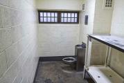 Clark County Jail inmate dies from apparent suicide