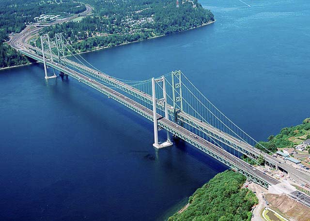 Bonds totalling $684 million to pay for the second Tacoma Narrows Bridge were issued in 2002. Sixteen years later, the WSTC reports $586 million remains to be paid off over an additional nine years. Vehicle capacity was doubled with the completion of the second bridge. Graphic courtesy WSDOT