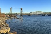 Opinion: ‘The I-5 Bridge is a dead train rolling’