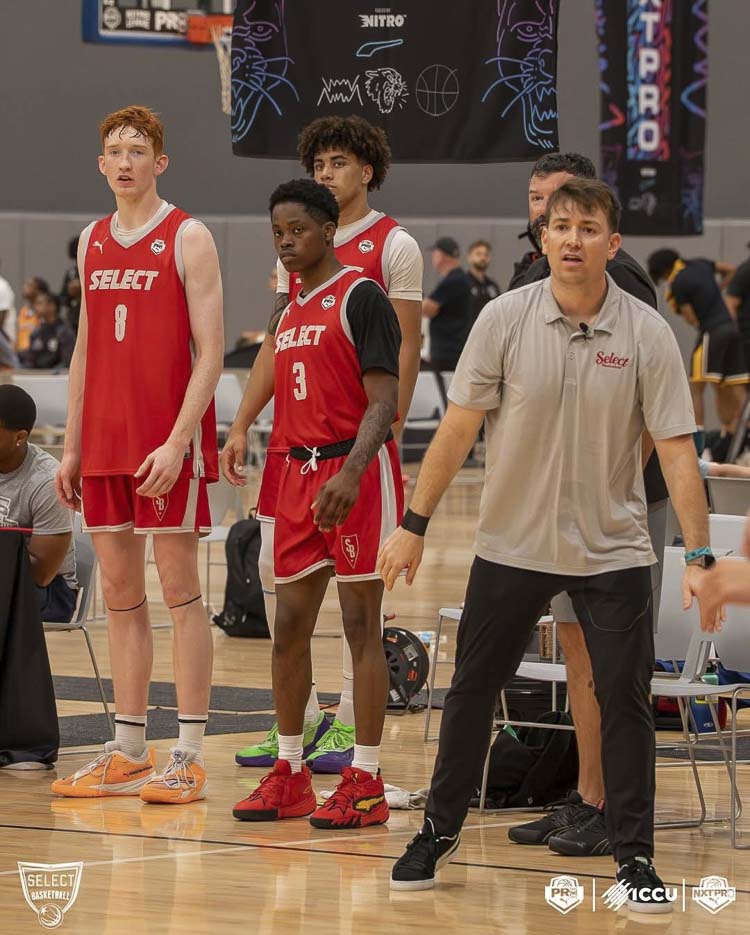 Camas standout Ethan Harris is shown here with his Select teammates at a game this summer. Photo courtesy Carla Idsinga Harris/Facebook