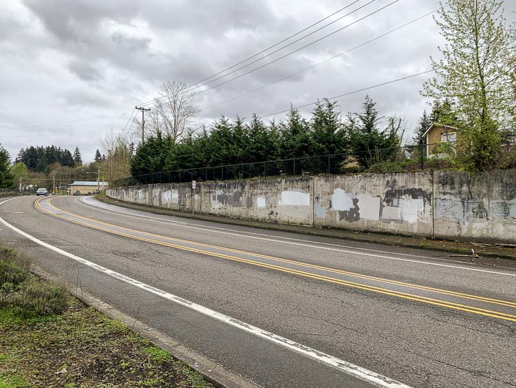 The NE 117th St. retaining wall. Photo courtesy Clark County Public Works