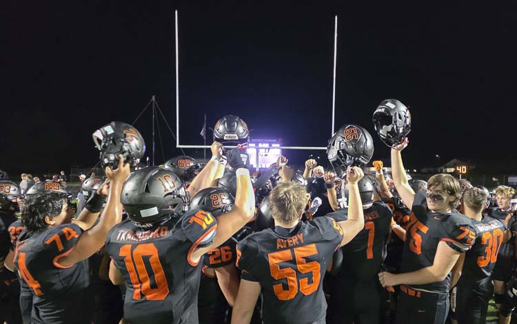 Battle Ground football improved to 3-0 this season and evened the all-time series with rival Prairie on Friday night with a 41-6 victory. Photo by Paul Valencia